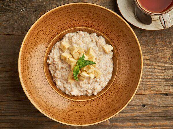 Luna lounge - Овсяная каша с бананом