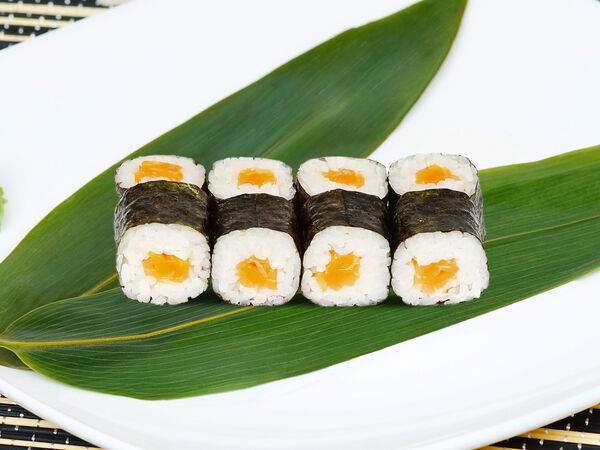 YouMeSushi - Ролл Сяке маки