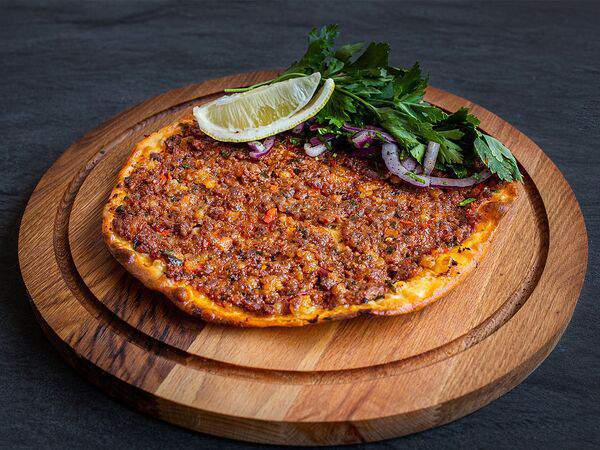 Нуар кебаб - Лахмаджун Мясной