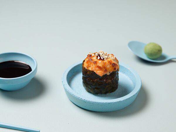 Rollwell - Запеченный гункан с креветкой