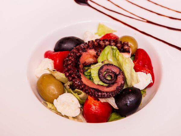 Акварель - Салат с осьминогом