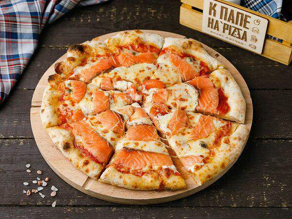 К папе на Pizza - С лососем, маскарпоне и каперсами