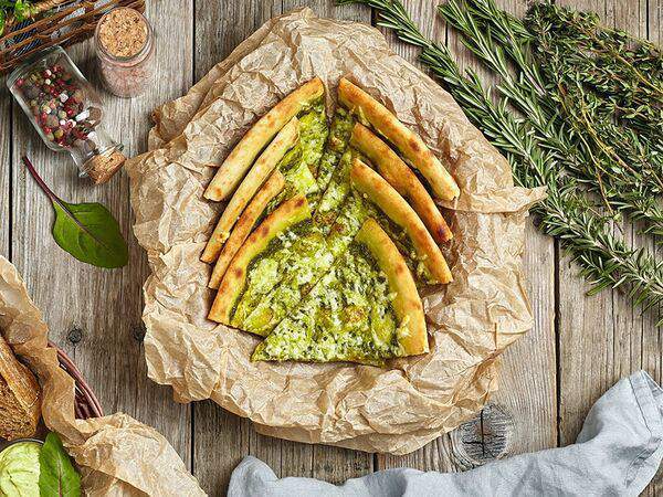 Liman - Фокачча с песто и пармезаном