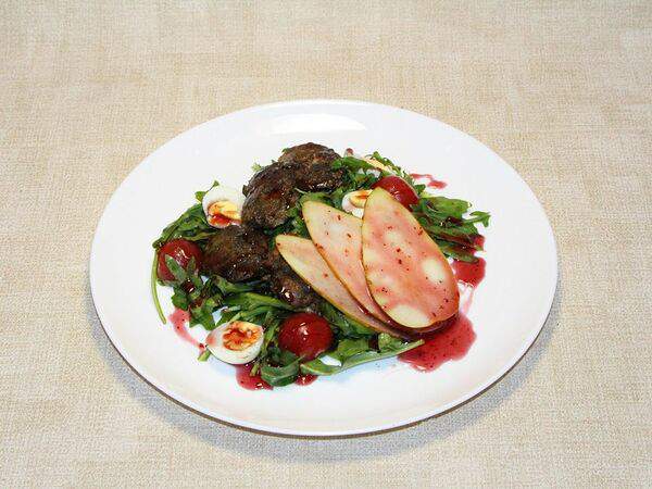 Rubikon - Теплый салат с куриной печенью