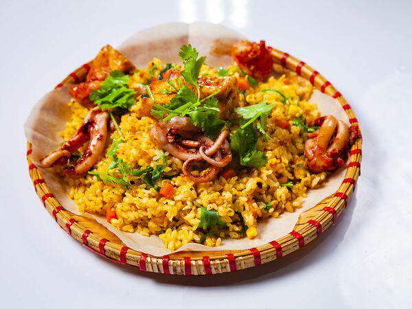 Фобо вьетнамская кухня - Ком Ранг Хай Сан