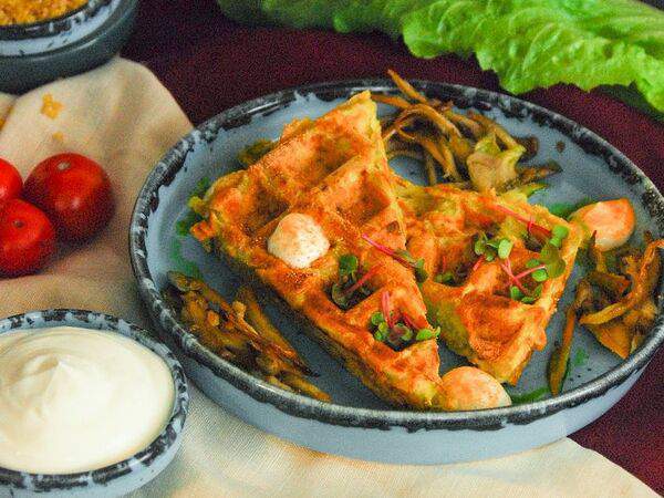 Prosto кофе & кухня - Драники с грибами и копченой сметаной