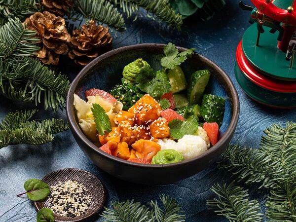 Chalet River Club - Поке с лососем