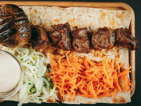 Джан шашлык - Мякоть говядины с запеченным картофелем