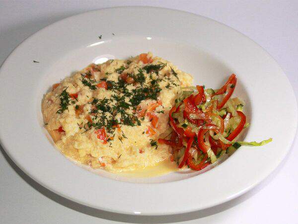 Delivery911 - Скрэмбл с помидором и сыром