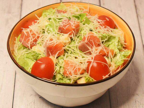 Шаурма сити - Салат Цезарь с лососем