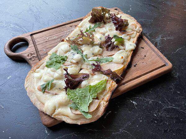 Пламя и вино - Груша, Дорблю и микс-салатов