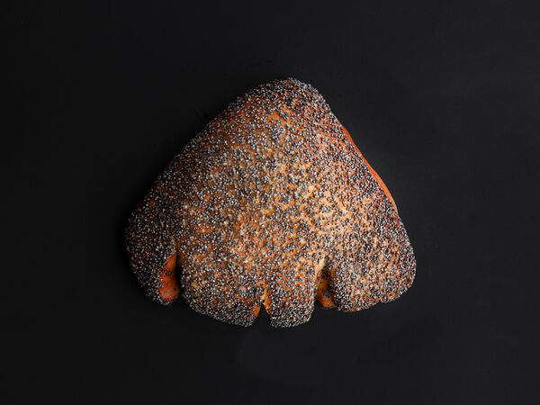 Брецель - Булочка с маком