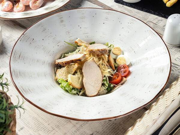 Бар Стакан - Салат Цезарь классический с курицей