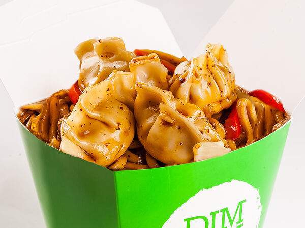 DimSum & Co - Вок гедзе с курицей