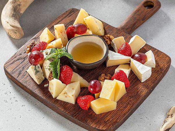 Чайхона №1 Тимура Ланского - Плато из сыров