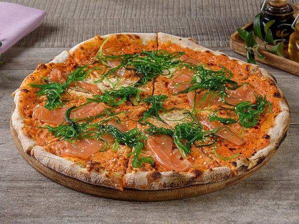 Веранда - Пицца с лососем