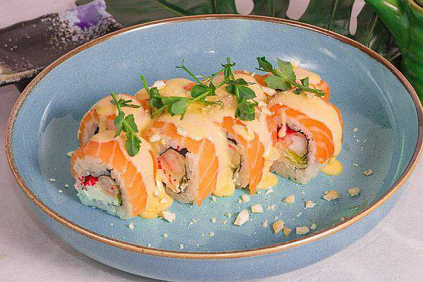 Луиджи - Ролл Сяке Чиз