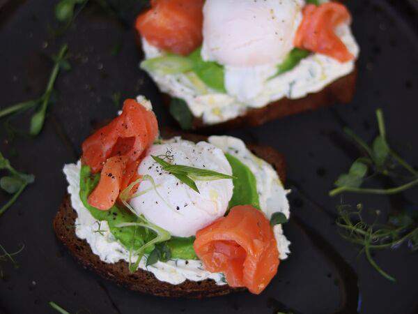 Garderob - Брускетта с лососем на бородинском хлебе