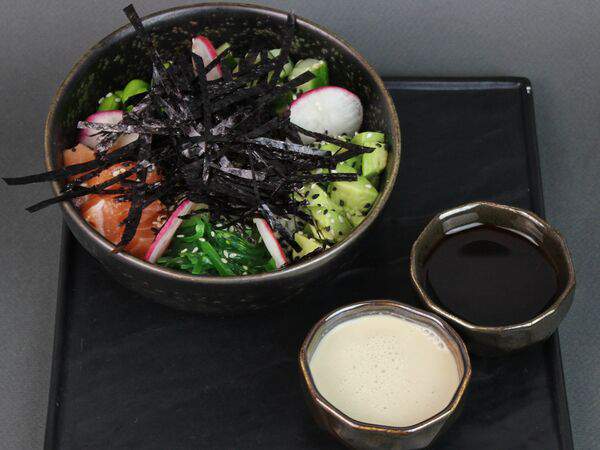 Бар Сплетни - Поке с лососем