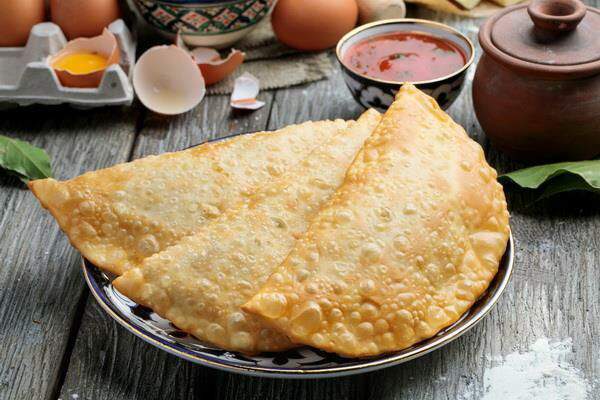 Казан Мангал Kazan Mangal - Чебуреки с бараниной