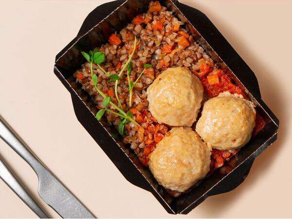 Провиант - Митболы с гречкой и соусом