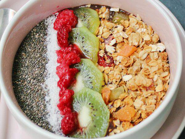 2A Concept. Coffee, Cake & Shop - Смузи боул Черника Асаи