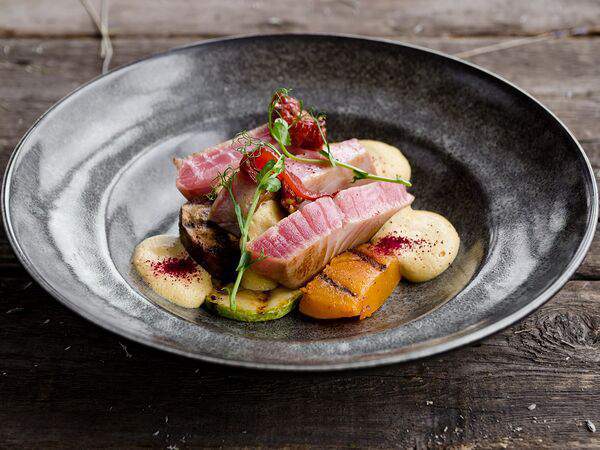 Прованс - Тунец с овощами гриль