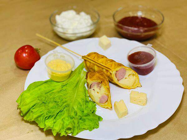 Вкусные корн доги - Корн-дог с сосиской с сыром