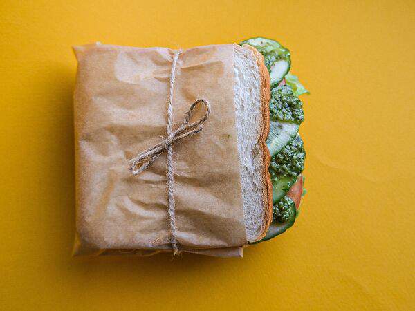 Кухня - Сандвич с овощами и песто