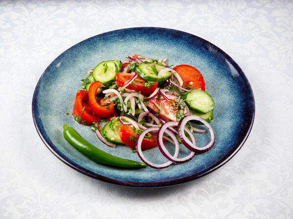 Уха & Хинкали - Салат овощной по-грузински