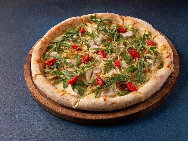 Pasta Uno - Пицца с куриной грудкой