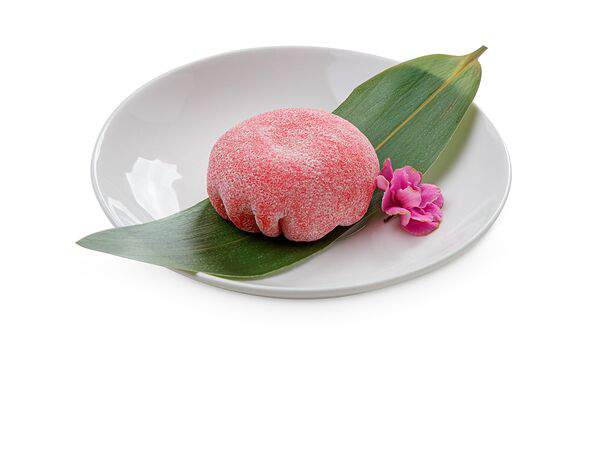 BAO Noodles & Sushi Bar - Японский десерт Моти с ягодами