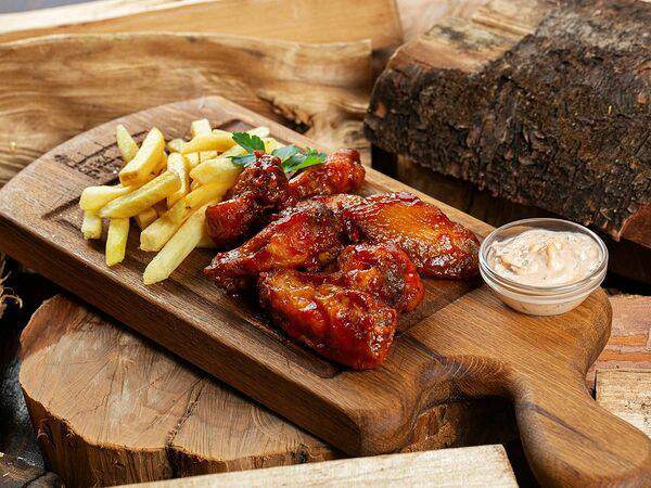Pitnica - Куриные крылышки bbq