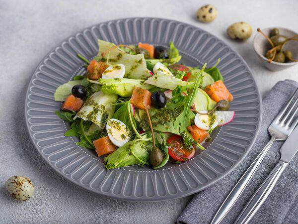 Apollo café - Салат с семгой