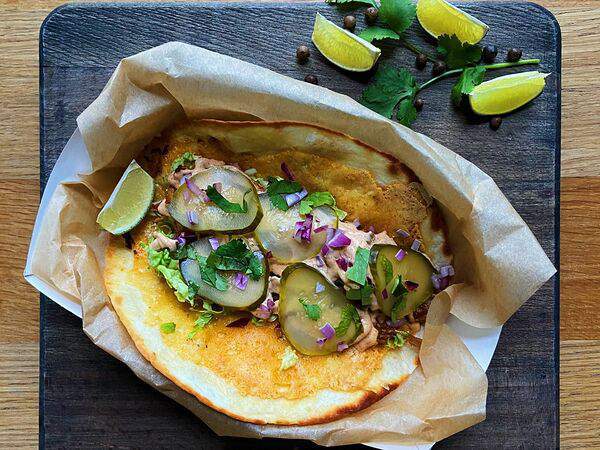 Eda 210 - Тако со свининой