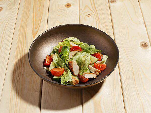 Дади - Теплый салат с цыпленком