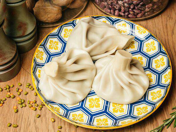 Южанин - Хинкали с креветкой и страчателлой