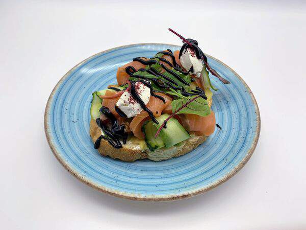 Гастропаб Шеff - Брускетта с лососем