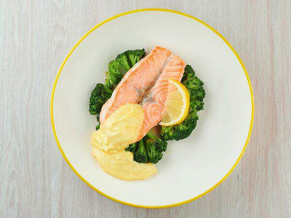 Union Coffee Pizza - Лосось с обжаренными брокколи