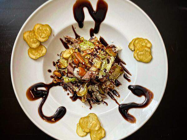 Вкусно здесь! - Салат мясной с опятами