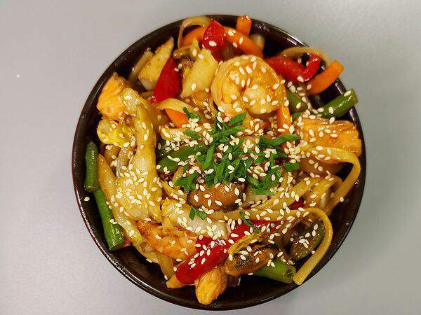 Plan B - Вок с морепродуктами