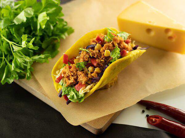 Горячий мексиканец - Тако с курицей барбекю