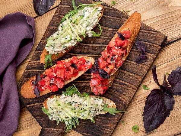 Мамалыга Бар - Брускетта с томатами