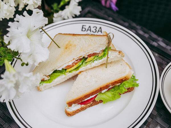 Ресторан БАЗА в Казани