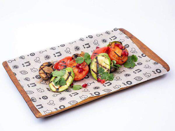 Персонажи - Овощи на гриле