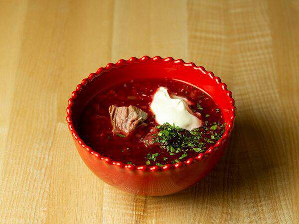 Caldo Pizza & Pasta - Борщ с телятиной и сметаной