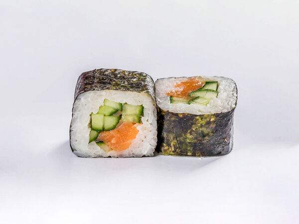 Bento суши - Ролл Саке футомаки