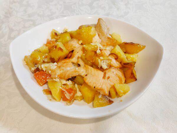 Брусника - Жаркое с сёмгой