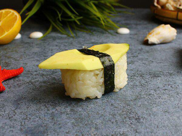 Может суши - Суши Авокадо