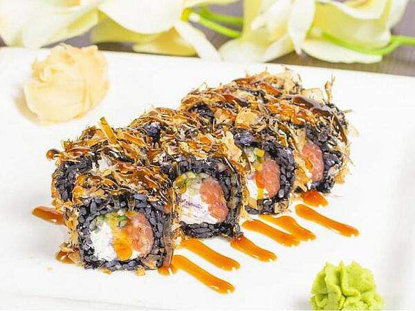 Луиджи - Ролл Сяке Кунсей